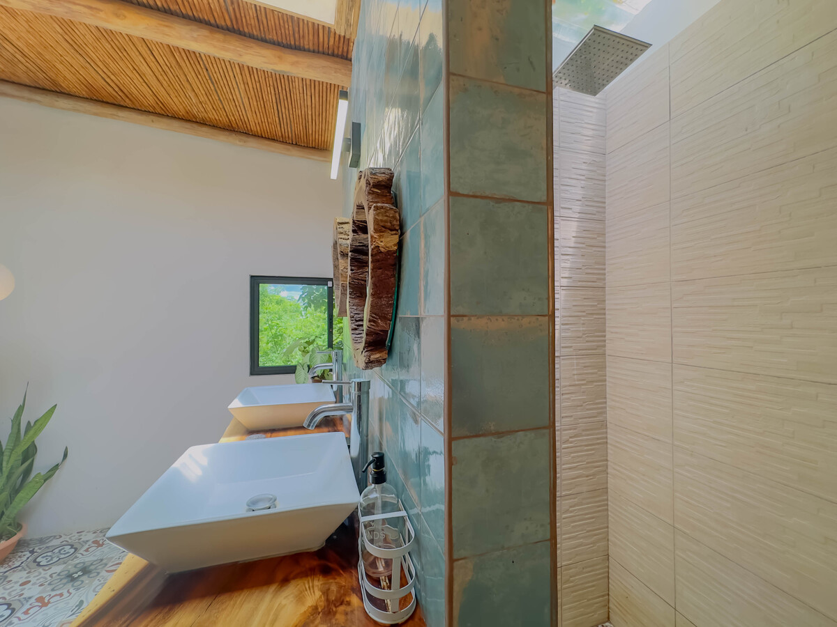 4 bed Single Family Homes For Sale in Sardinal, Guanacaste - thumb 11