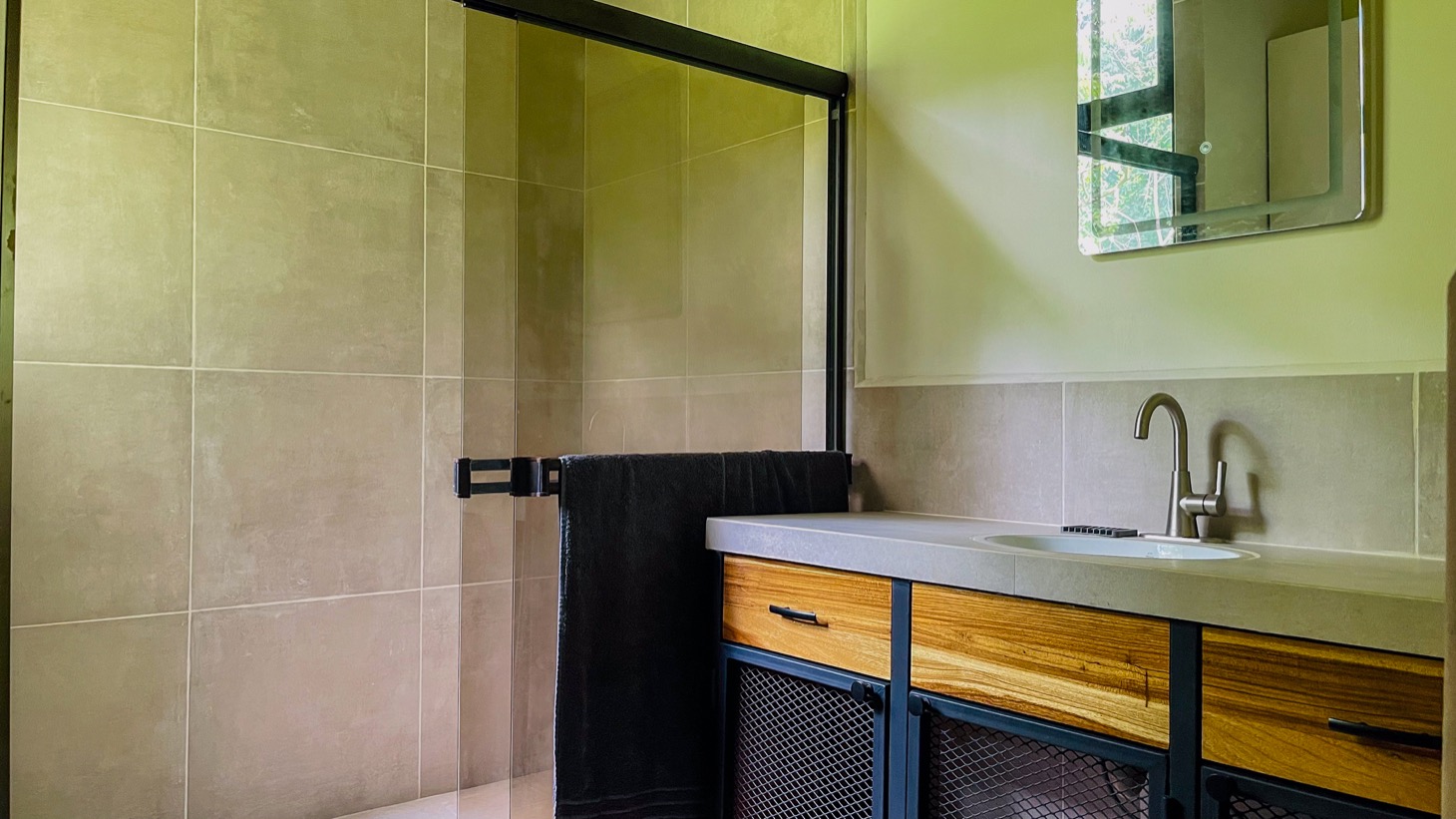 5 bed Single Family Homes For Sale in Ojochal, Puntarenas - thumb 29