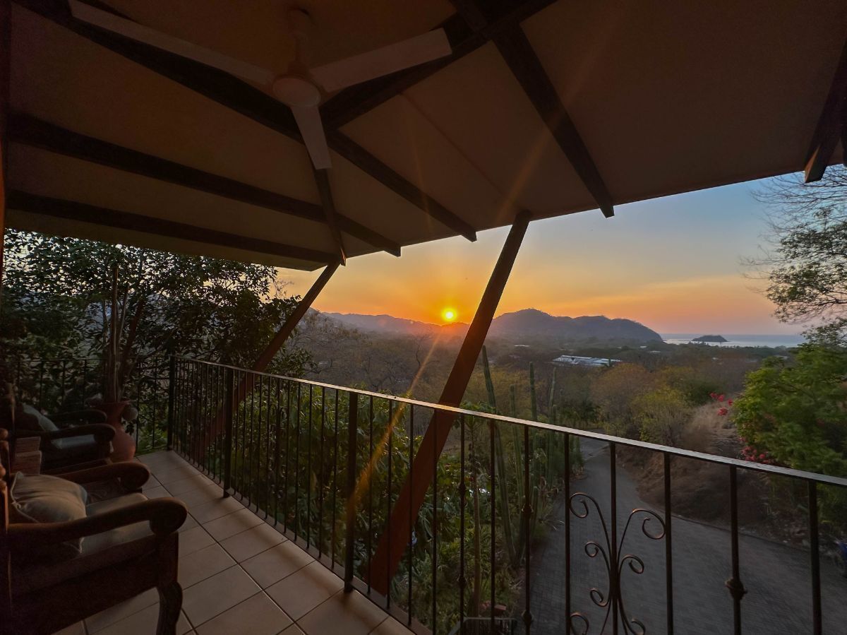 4 bed Single Family Homes For Sale in Playas Del Coco, Guanacaste - thumb 28