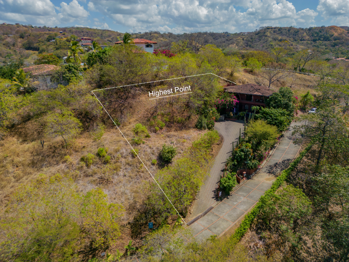 4 bed Single Family Homes For Sale in Playas Del Coco, Guanacaste - thumb 2