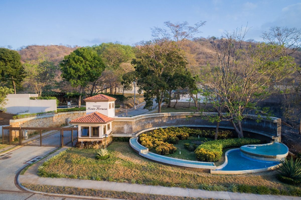 3 bed Single Family Homes For Sale in Playas Del Coco, Guanacaste - thumb 15