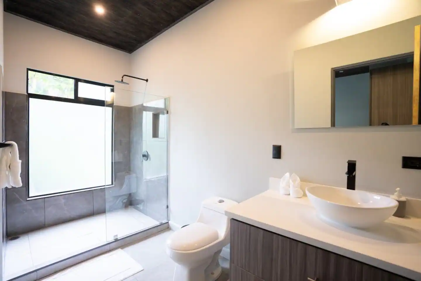 7 bed Single Family Homes For Sale in Jaco, Puntarenas - thumb 28