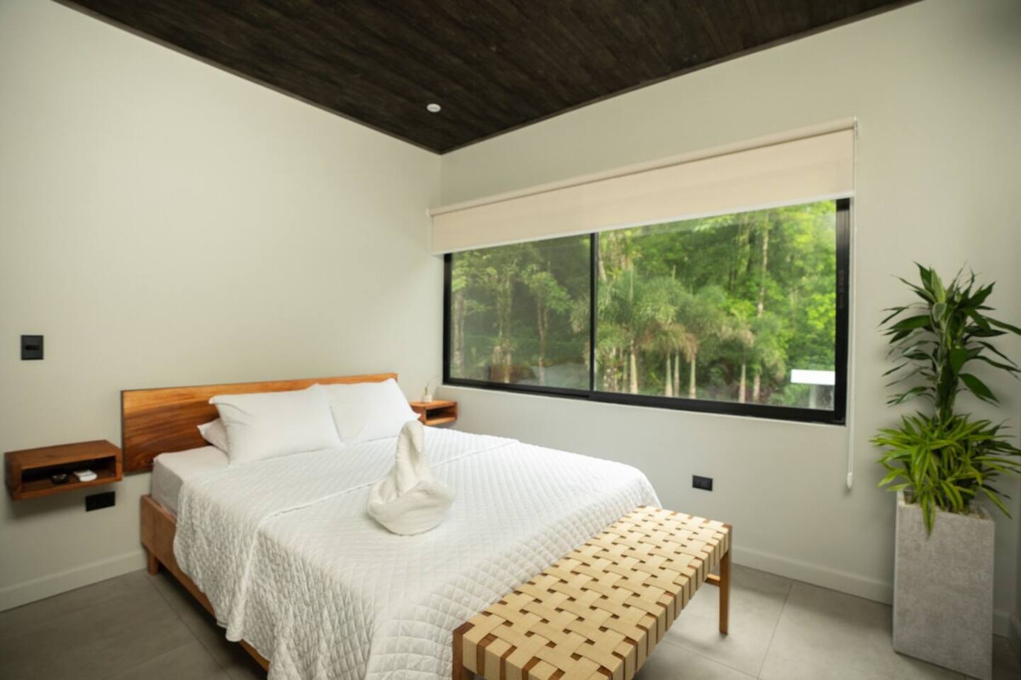 7 bed Single Family Homes For Sale in Jaco, Puntarenas - thumb 4