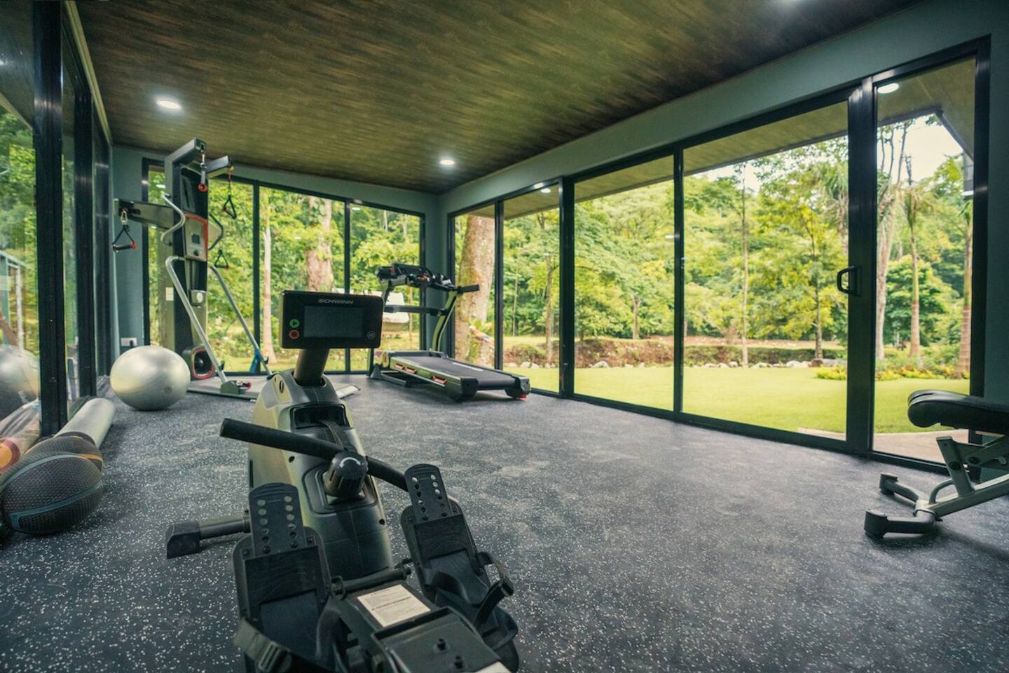 7 bed Single Family Homes For Sale in Jaco, Puntarenas - thumb 9