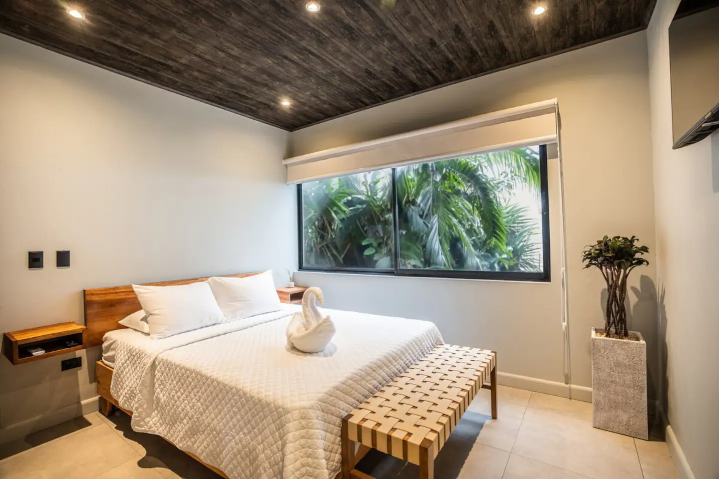 7 bed Single Family Homes For Sale in Jaco, Puntarenas - thumb 11