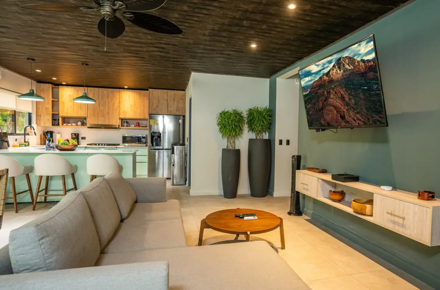 7 bed Single Family Homes For Sale in Jaco, Puntarenas - thumb 17