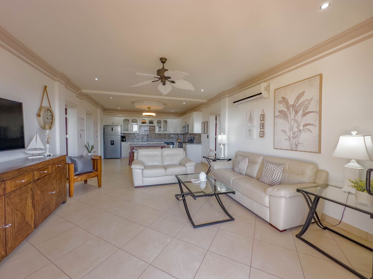 2 bed Condo For Sale in Playas Del Coco, Guanacaste - thumb 4