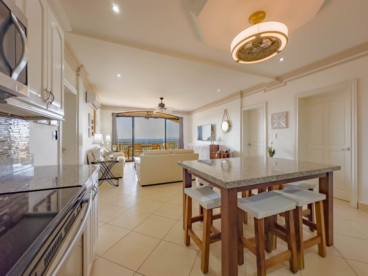 2 bed Condo For Sale in Playas Del Coco, Guanacaste - thumb 6
