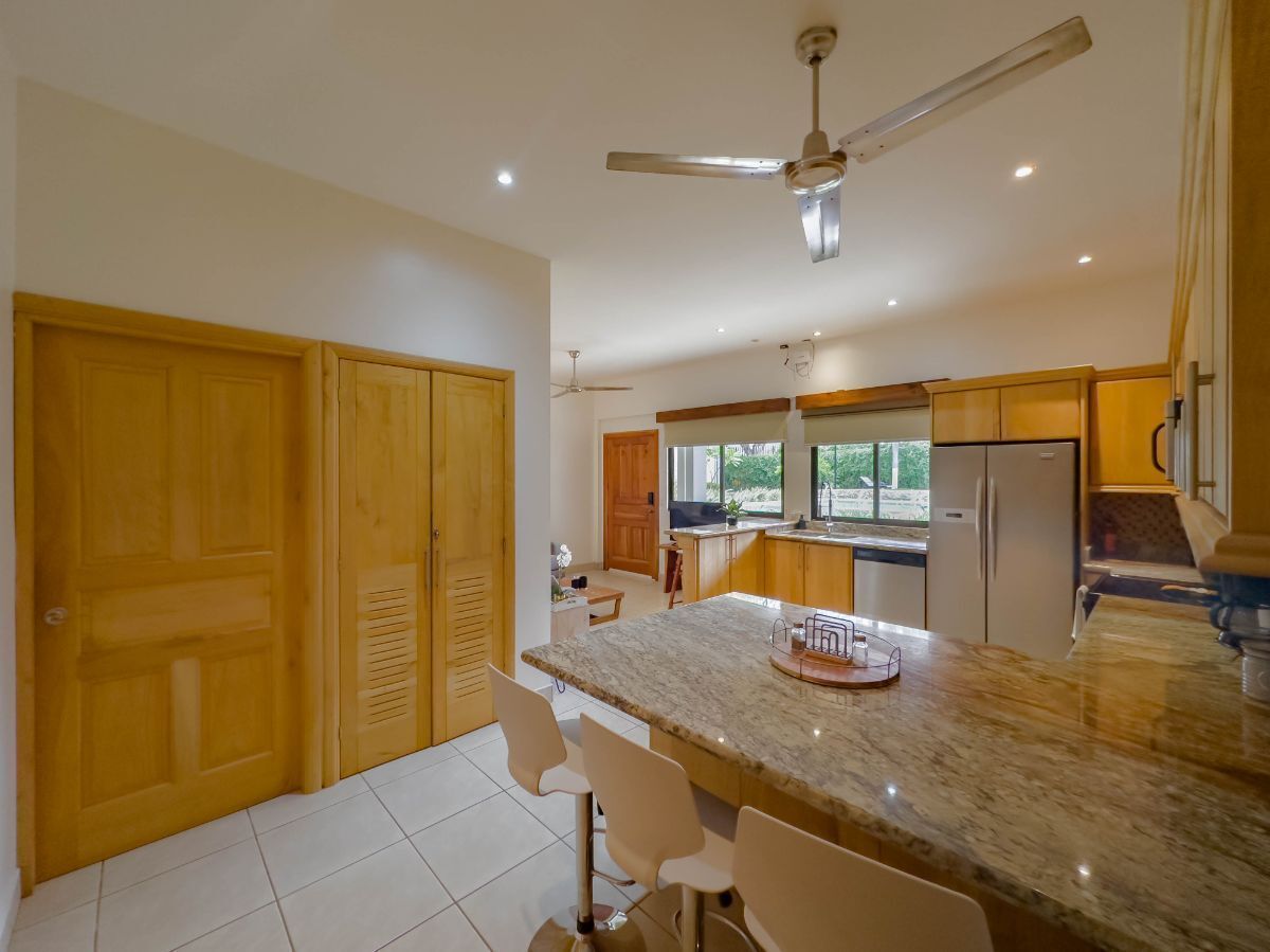 2 bed Condo For Sale in Playas Del Coco, Guanacaste - thumb 14