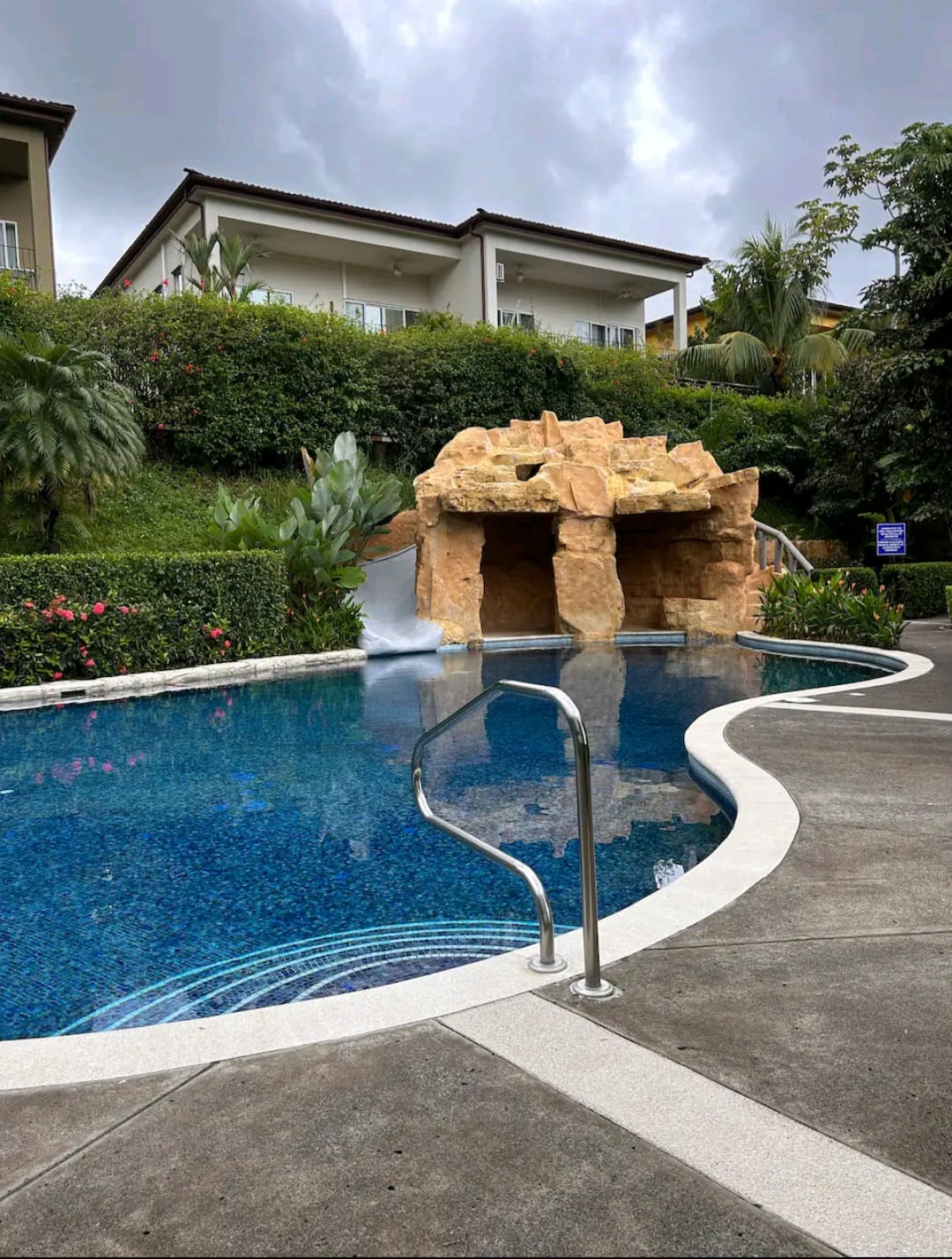 4 bed Single Family Homes For Sale in Atenas, Puntarenas - thumb 6