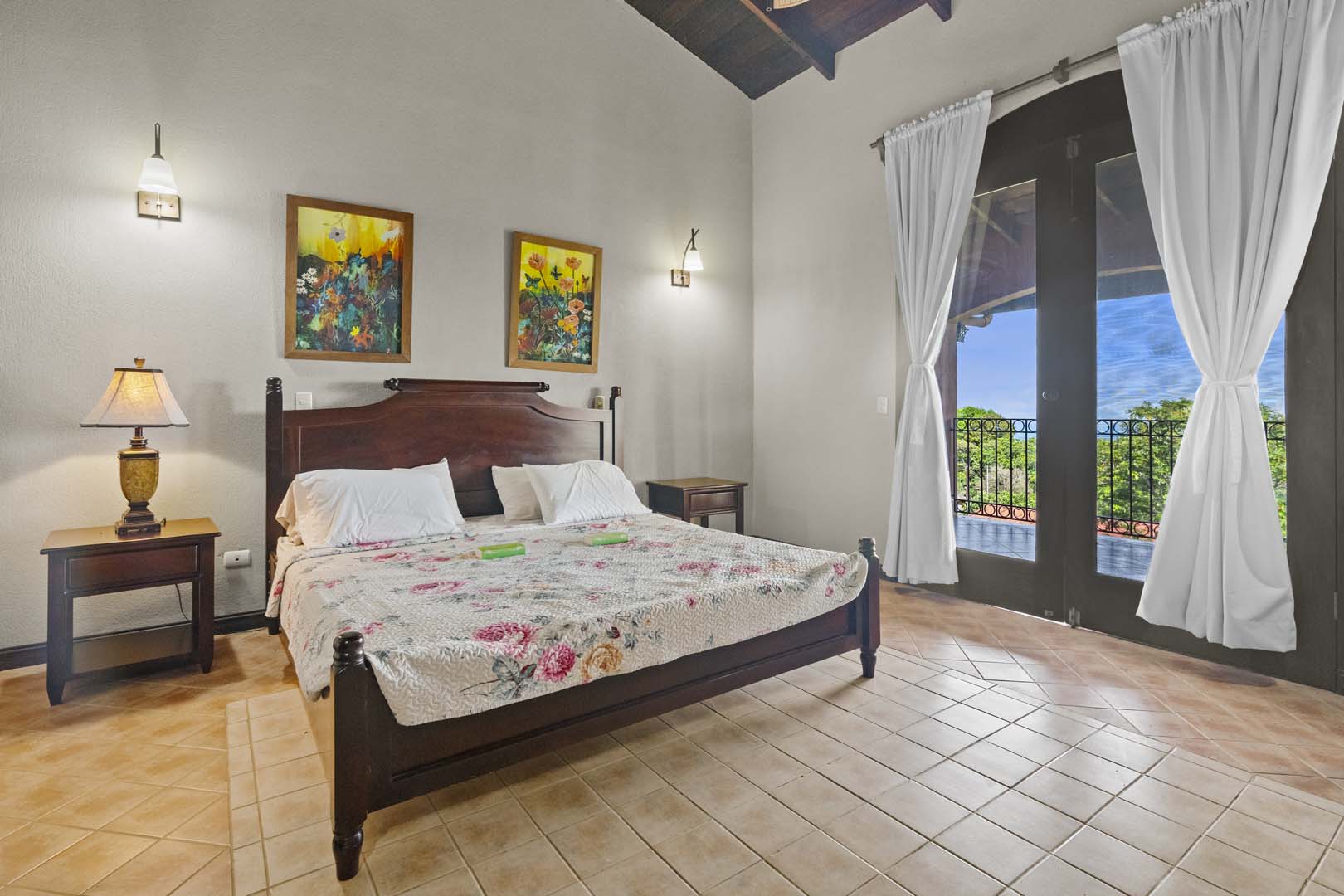 4 bed Single Family Homes For Sale in Lake Arenal, Guanacaste - thumb 24