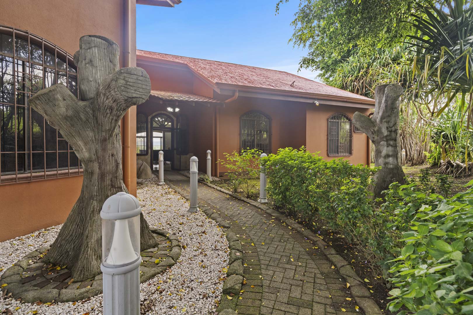 4 bed Single Family Homes For Sale in Lake Arenal, Guanacaste - thumb 29