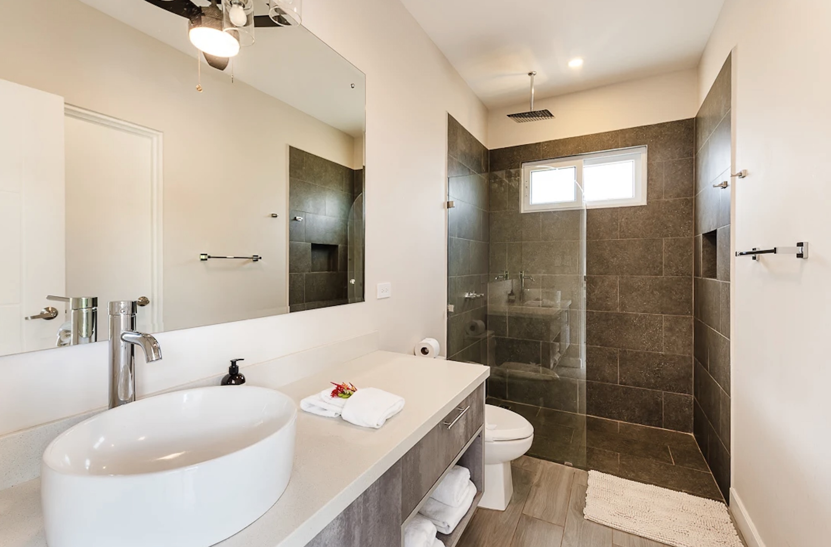 4 bed Single Family Homes For Sale in Avellanas, Guanacaste - thumb 8