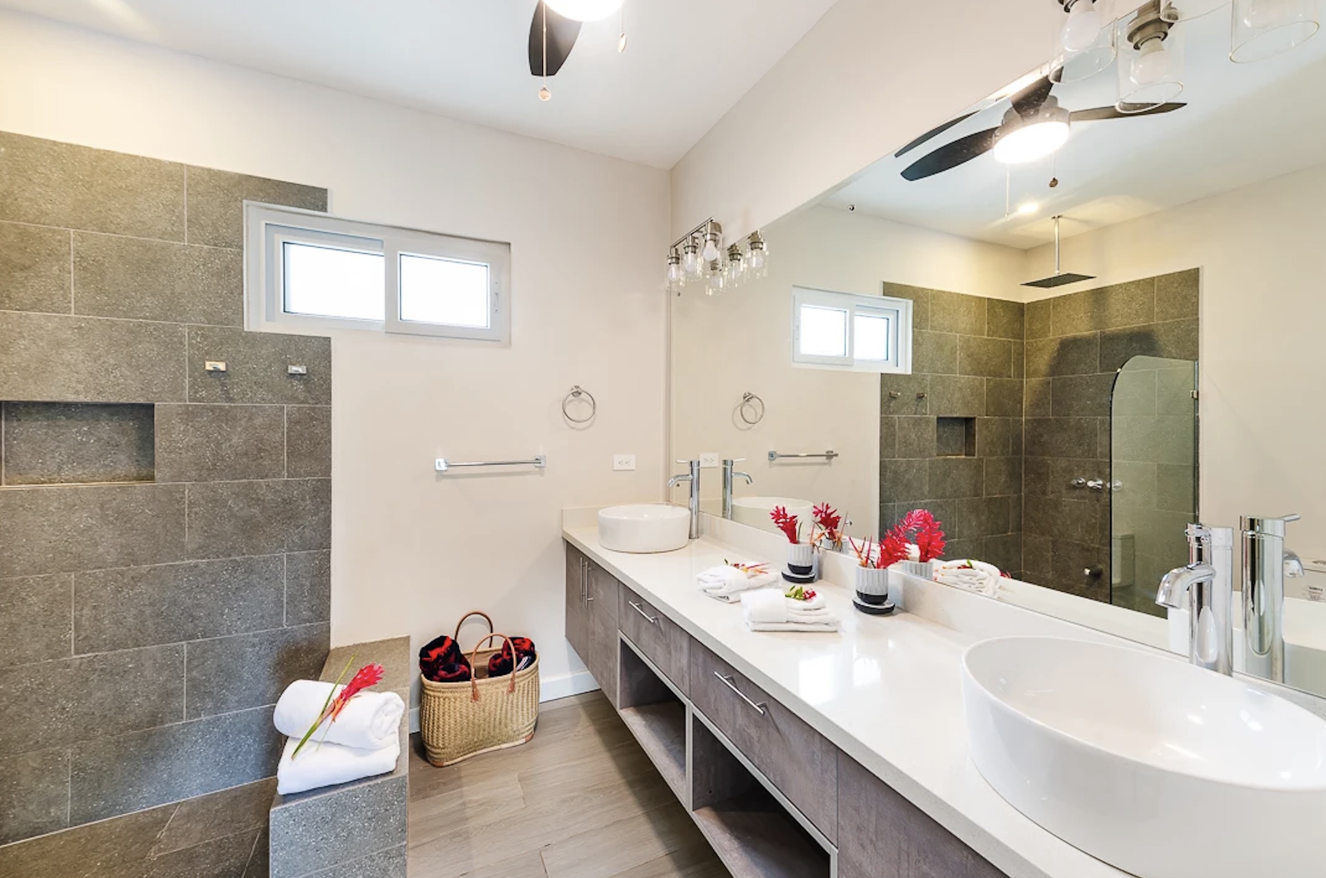 4 bed Single Family Homes For Sale in Avellanas, Guanacaste - thumb 13