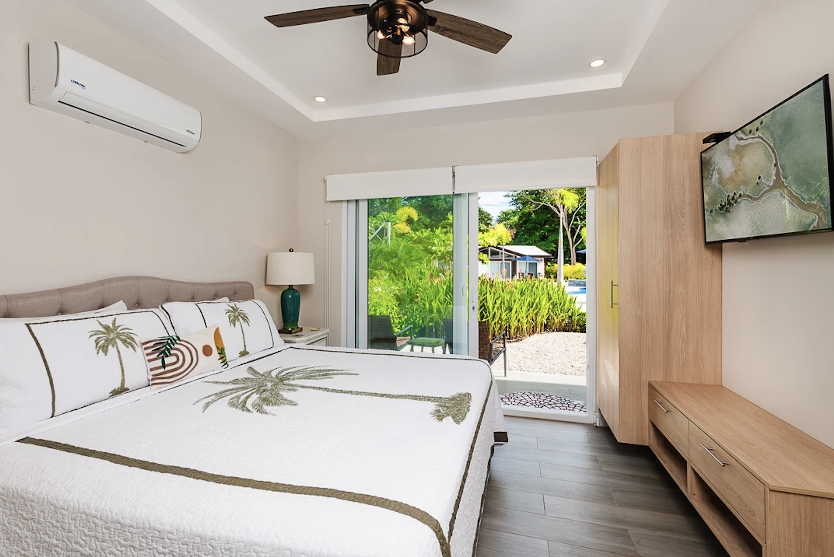 4 bed Single Family Homes For Sale in Avellanas, Guanacaste - thumb 11