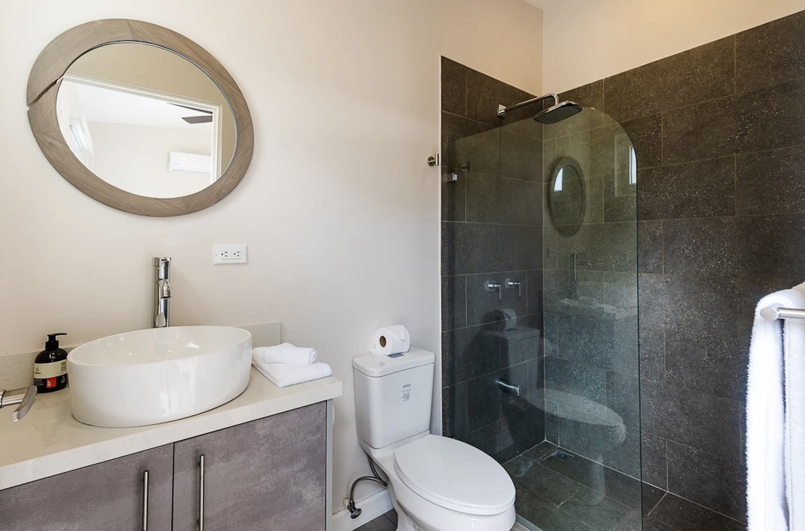 4 bed Single Family Homes For Sale in Avellanas, Guanacaste - thumb 10