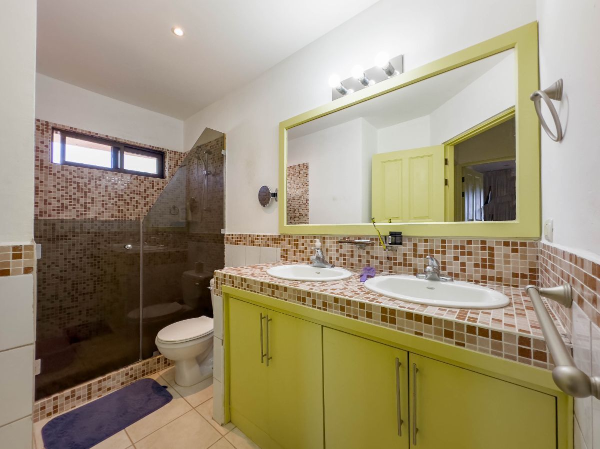 3 bed Condo For Sale in Playas Del Coco, Guanacaste - thumb 11