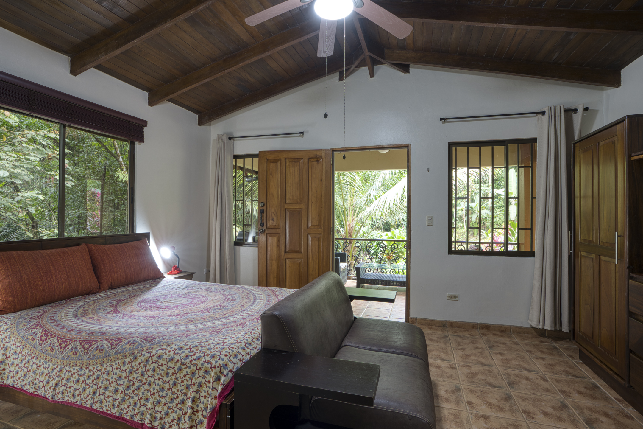 4 bed Single Family Homes For Sale in Ojochal, Puntarenas - thumb 21