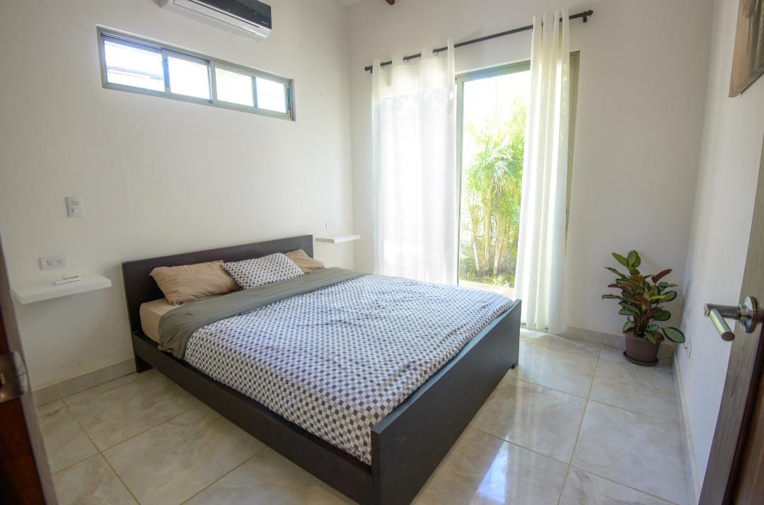 4 bed Single Family Homes For Sale in Santa Teresa, Puntarenas - thumb 6