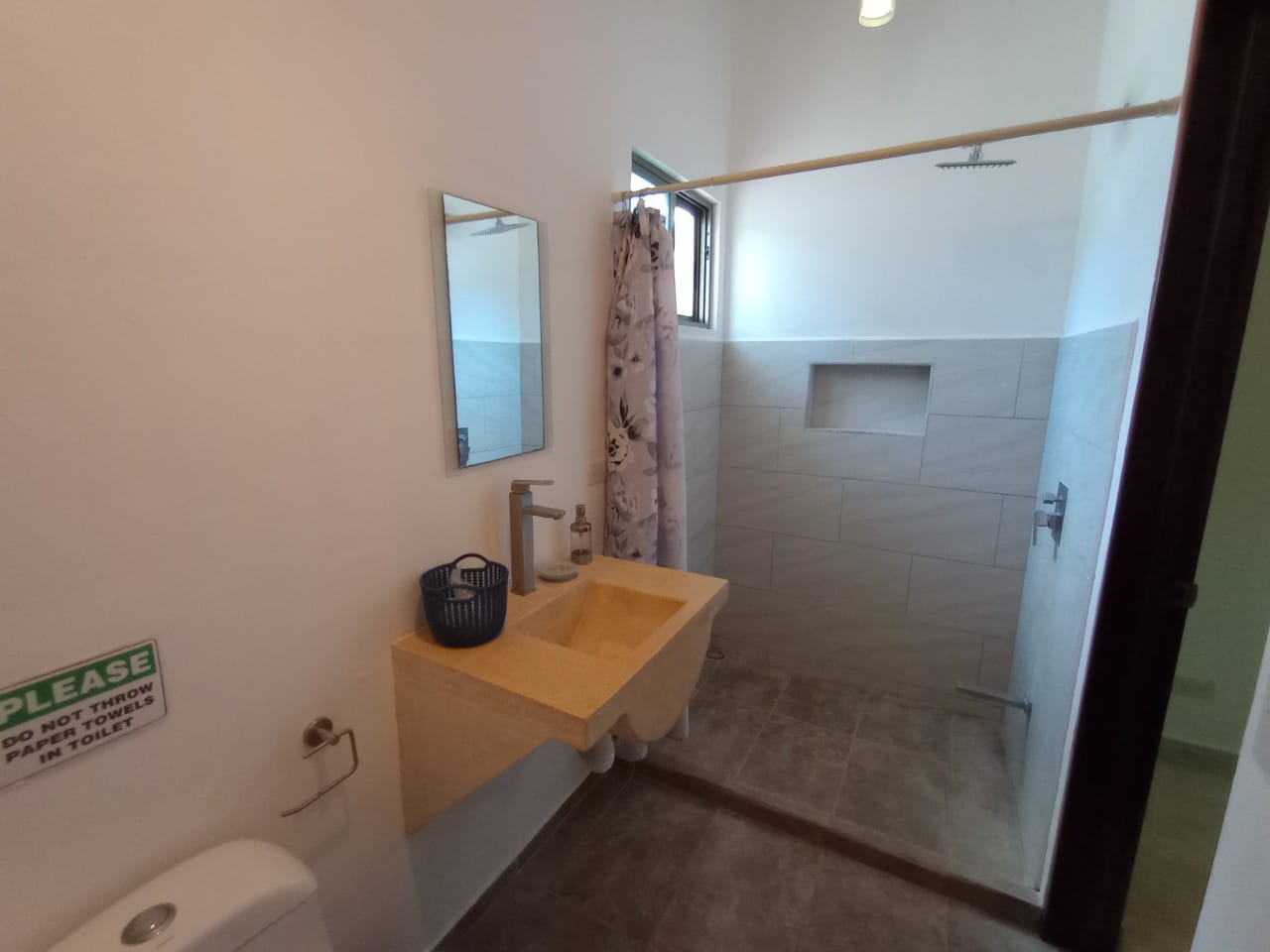 4 bed Single Family Homes For Sale in Santa Teresa, Puntarenas - thumb 9