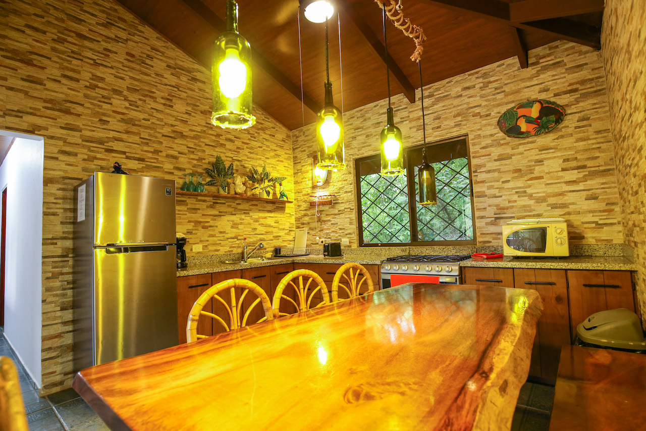 3 bed Single Family Homes For Sale in Manuel Antonio, Puntarenas - thumb 22