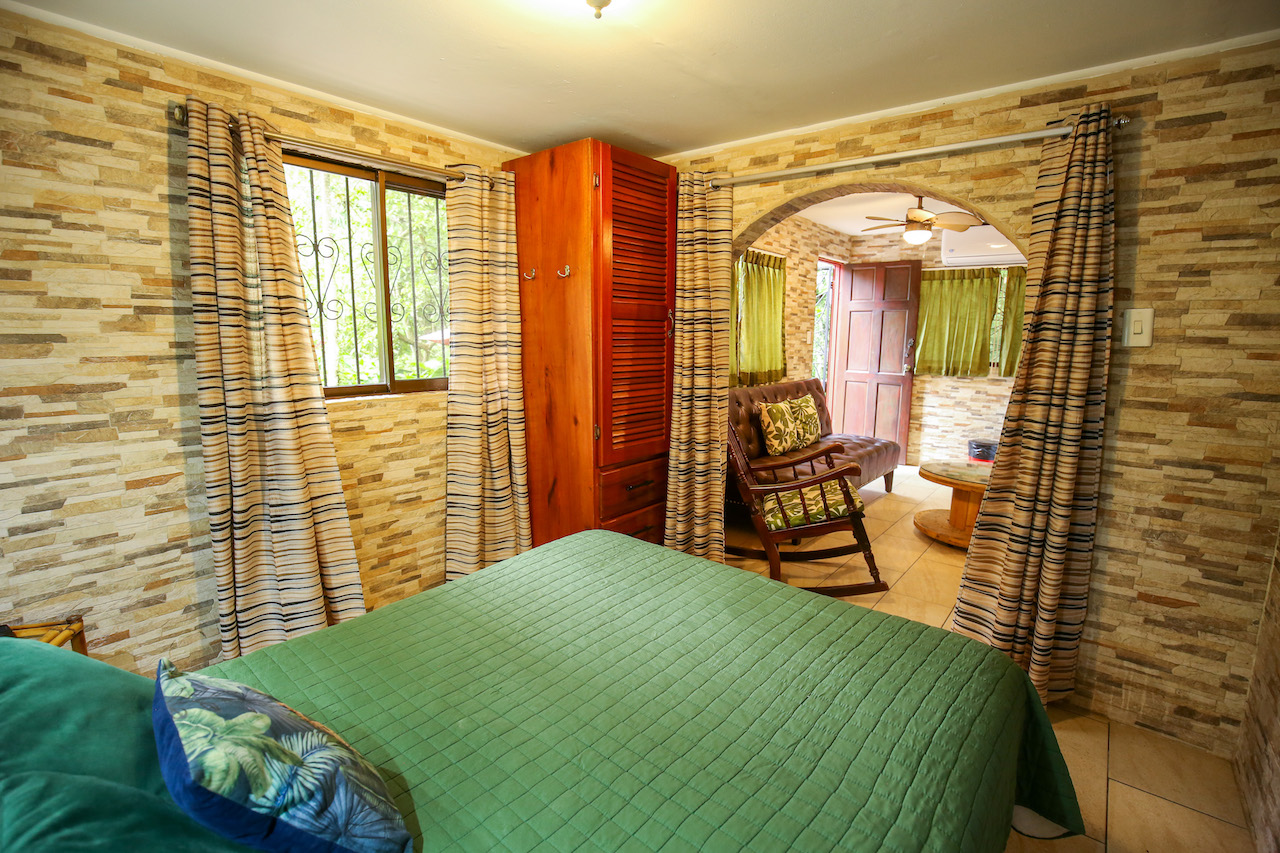 3 bed Single Family Homes For Sale in Manuel Antonio, Puntarenas - thumb 14