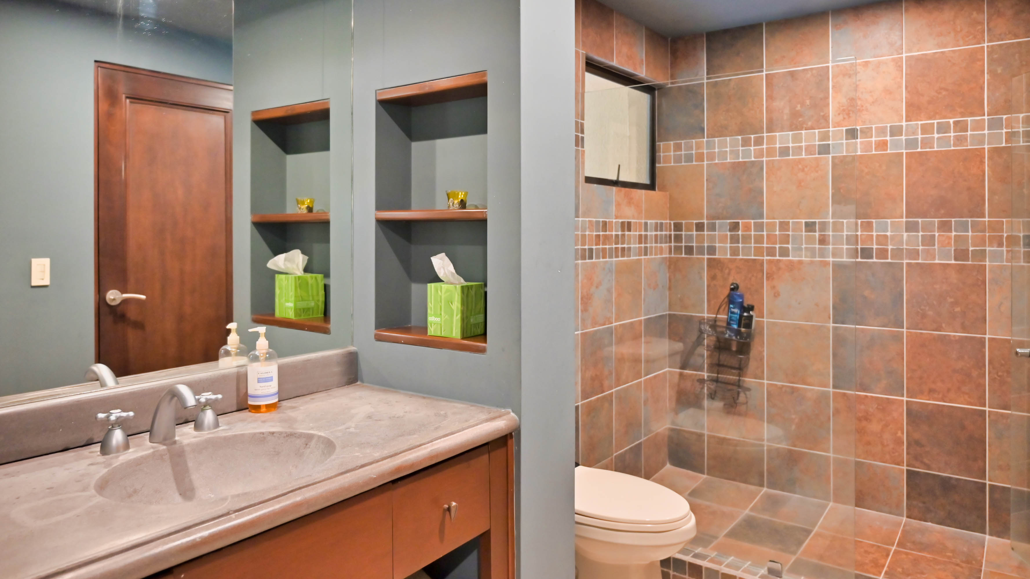 2 bed Condo For Sale in Jaco, Puntarenas - thumb 16