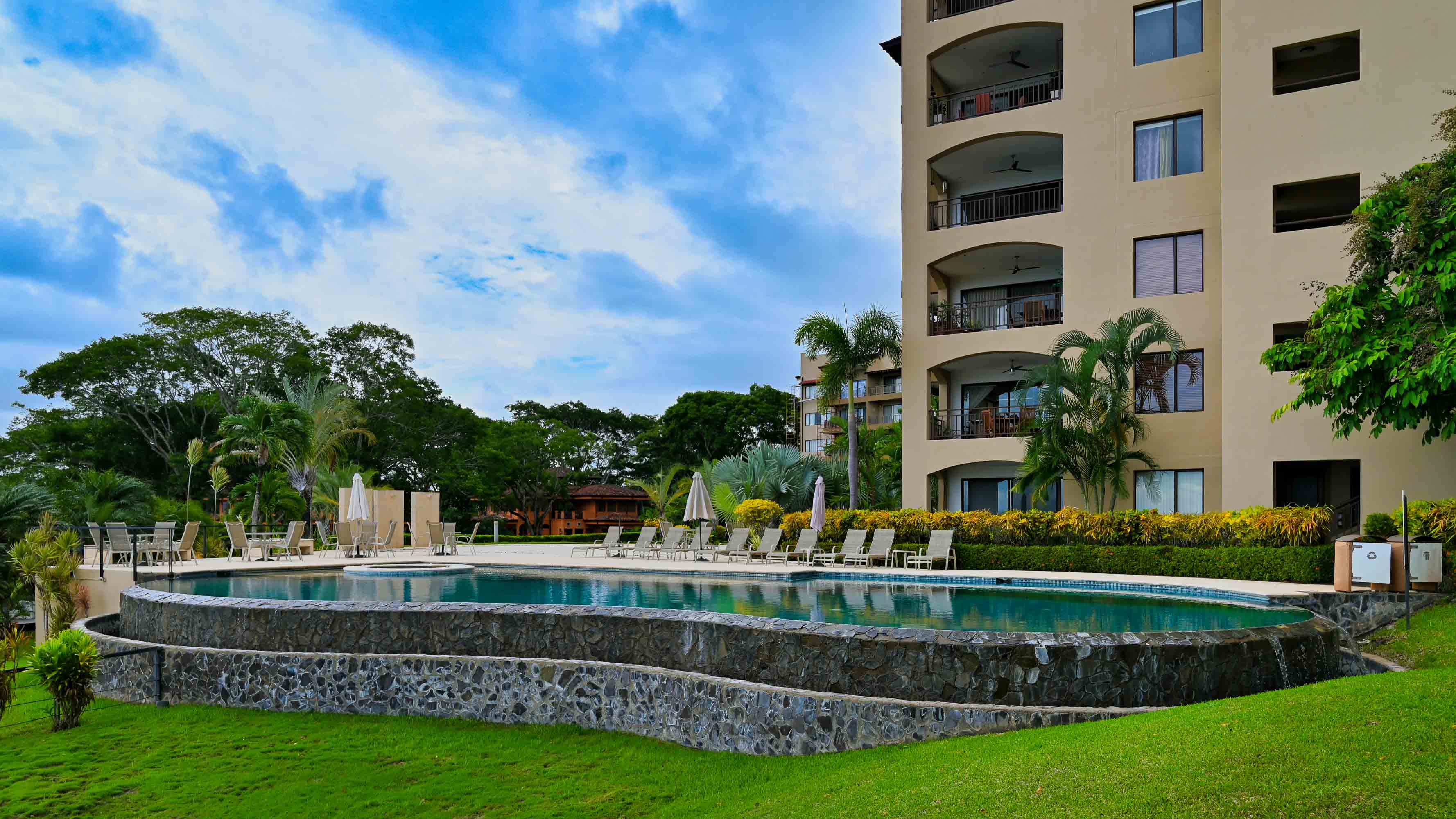 2 bed Condo For Sale in Jaco, Puntarenas - thumb 7