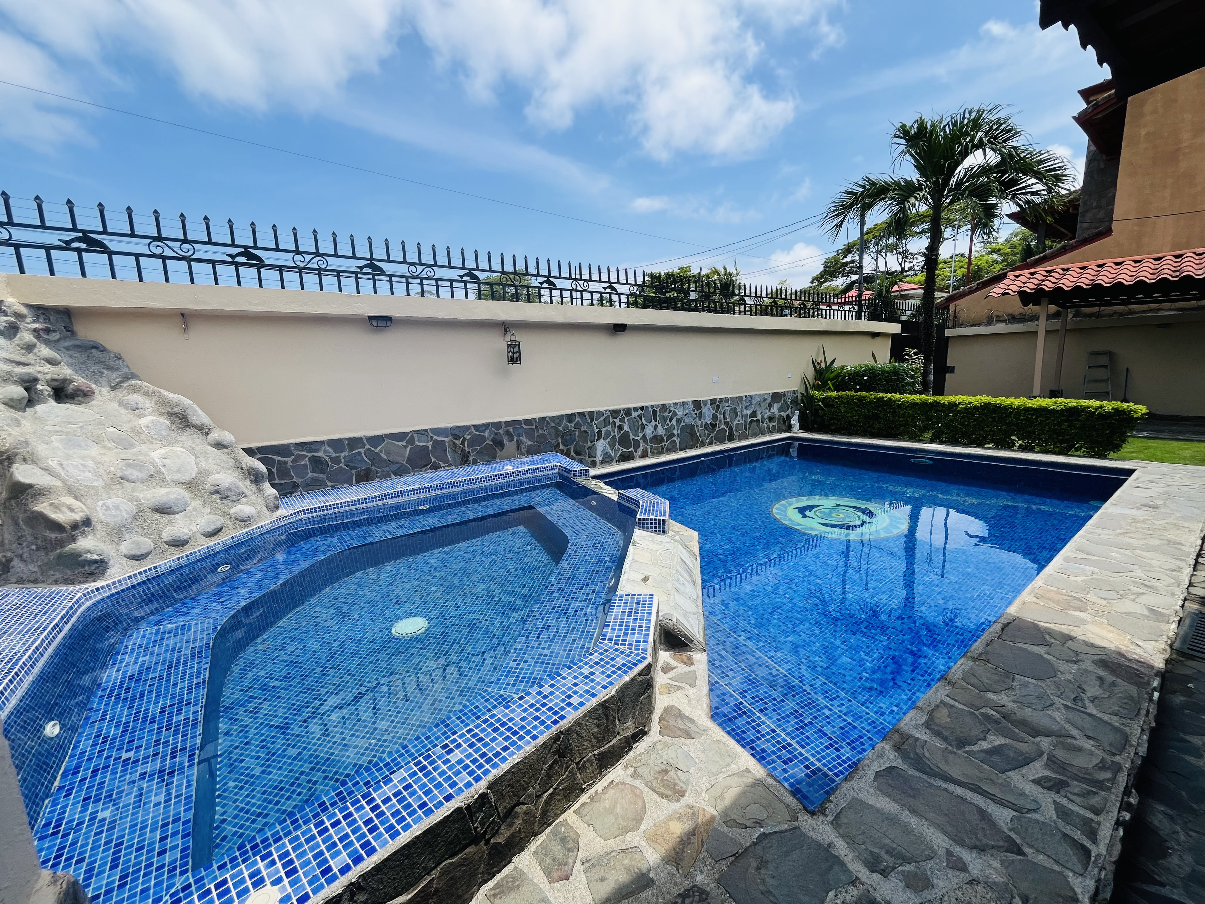 2 bed Single Family Homes For Sale in Jaco, Puntarenas - thumb 3