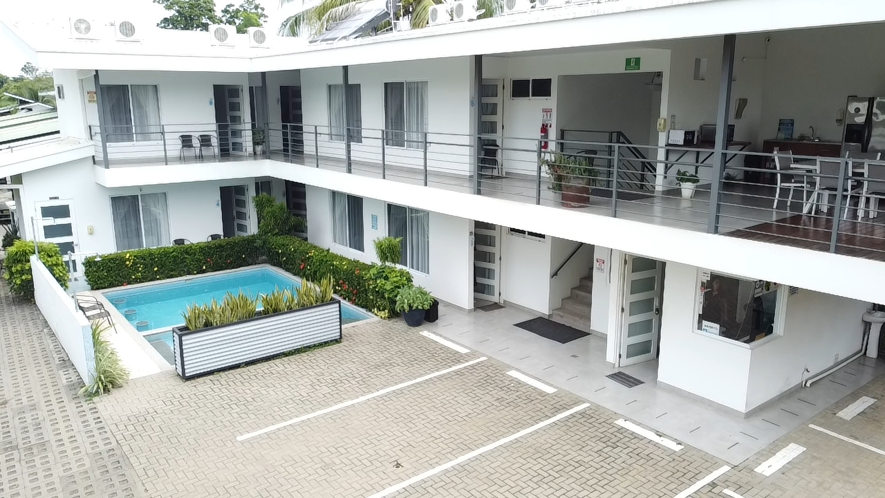 8 bed Hotel / Leisure For Sale in Uvita, Puntarenas - thumb 2