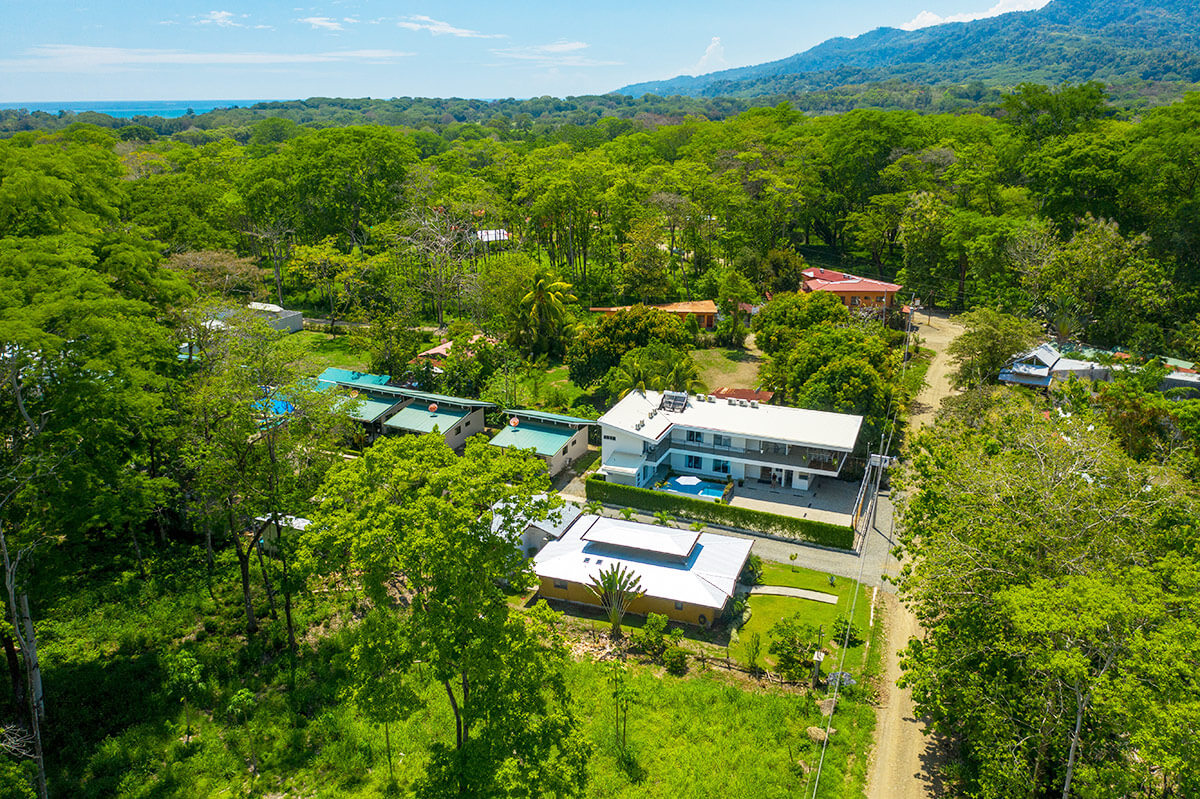 8 bed Hotel / Leisure For Sale in Uvita, Puntarenas - thumb 1