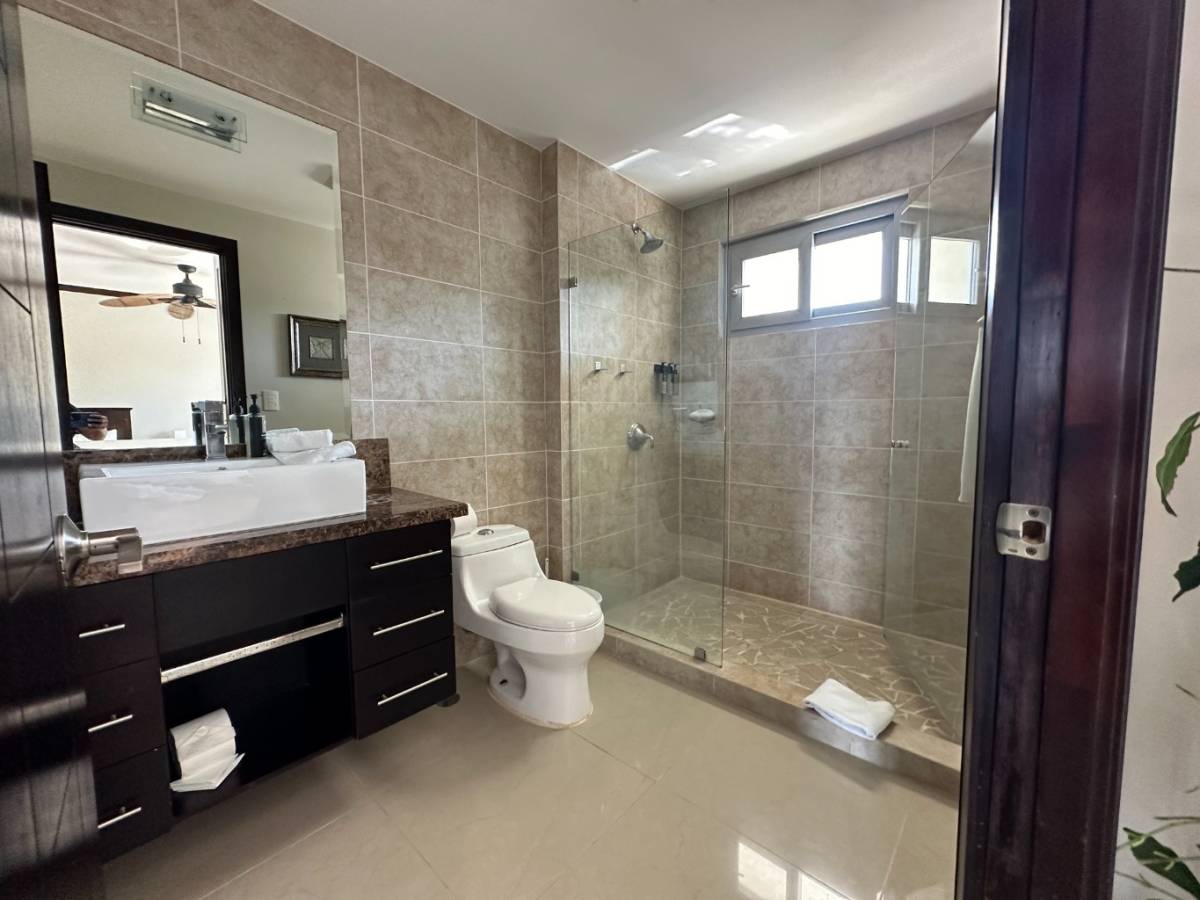 3 bed Condo For Sale in Jaco, Puntarenas - thumb 12