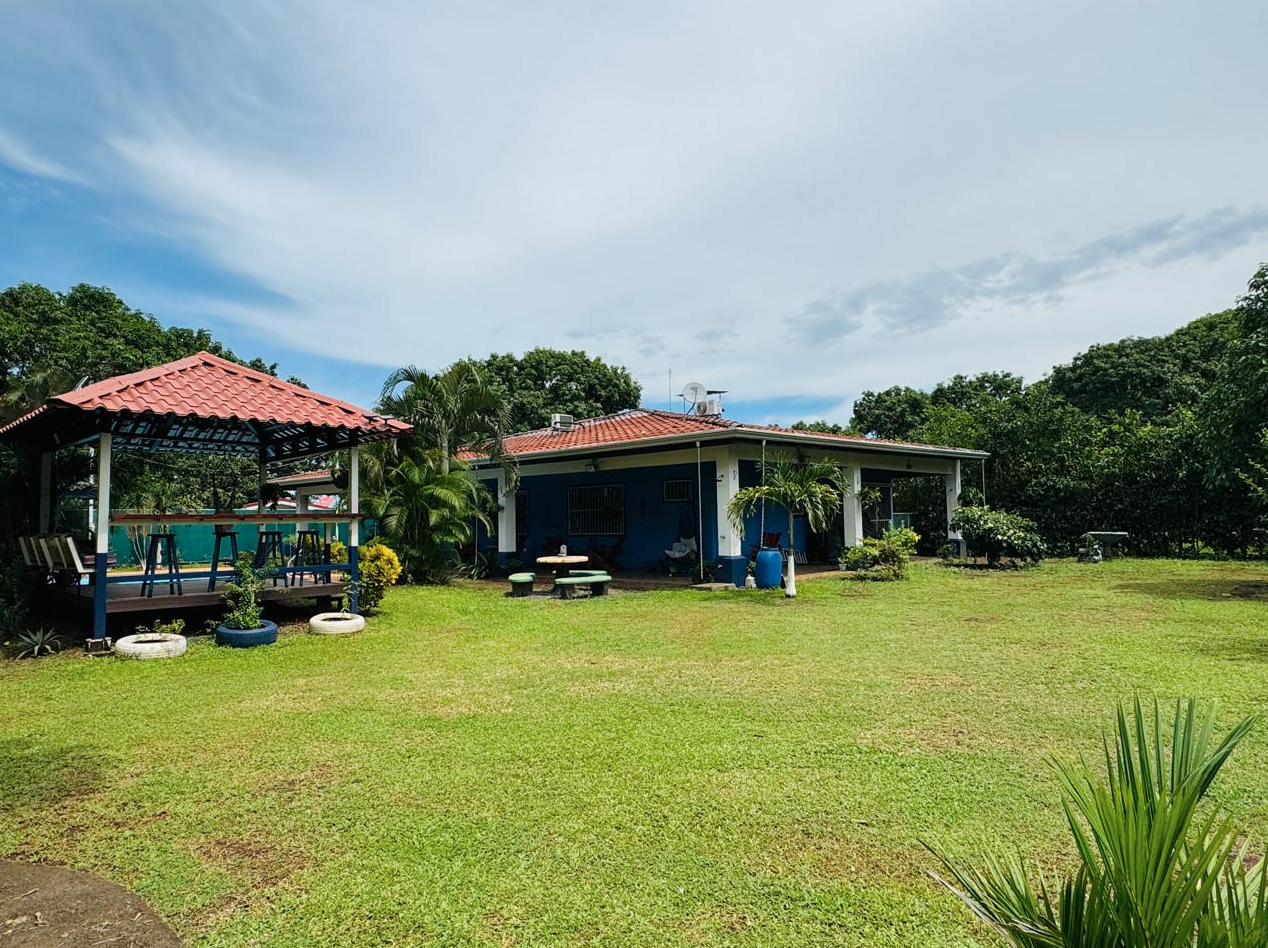 4 bed Single Family Homes For Sale in Orotina, Alajuela - thumb 2