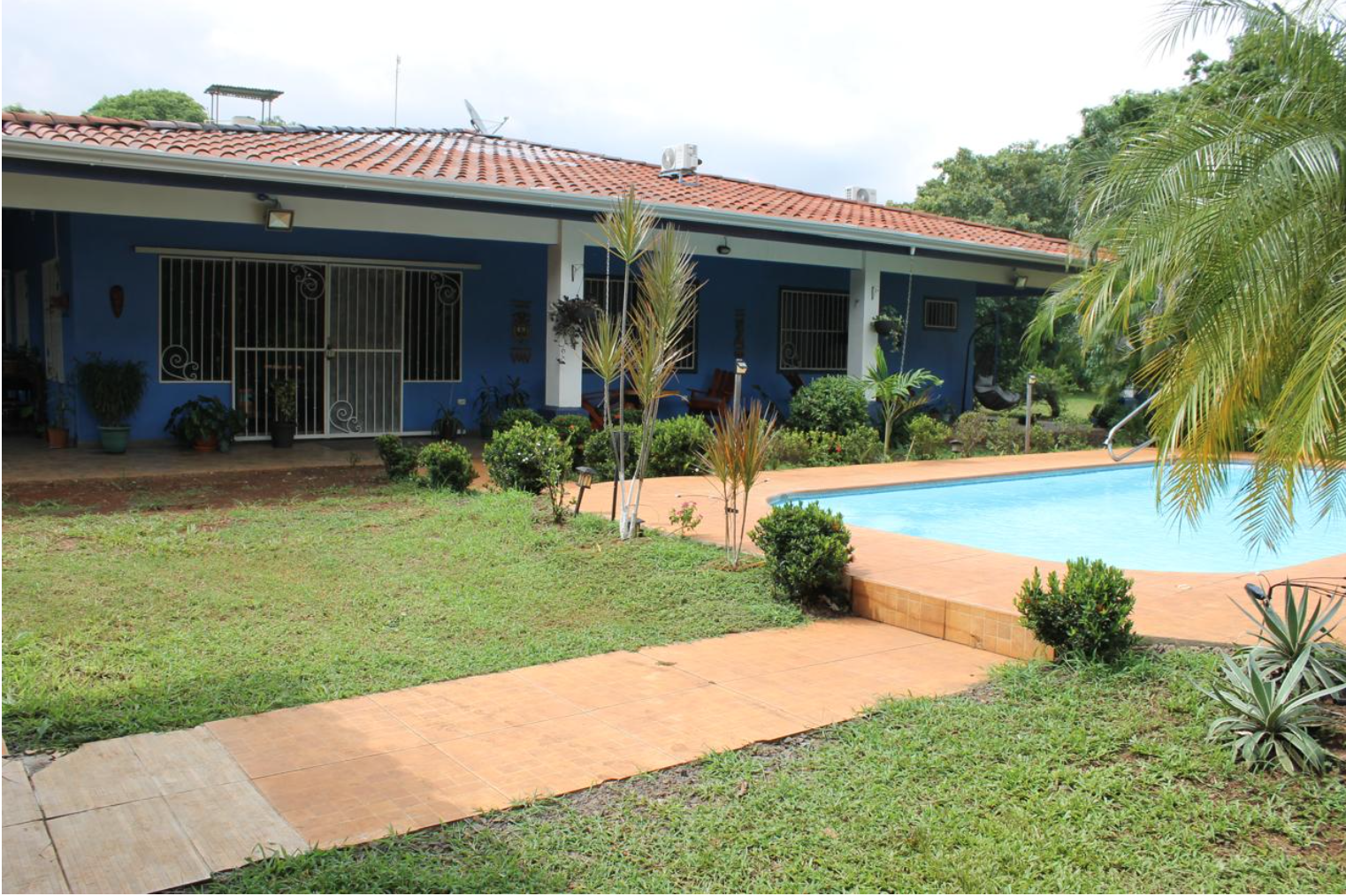 4 bed Single Family Homes For Sale in Orotina, Alajuela - thumb 1