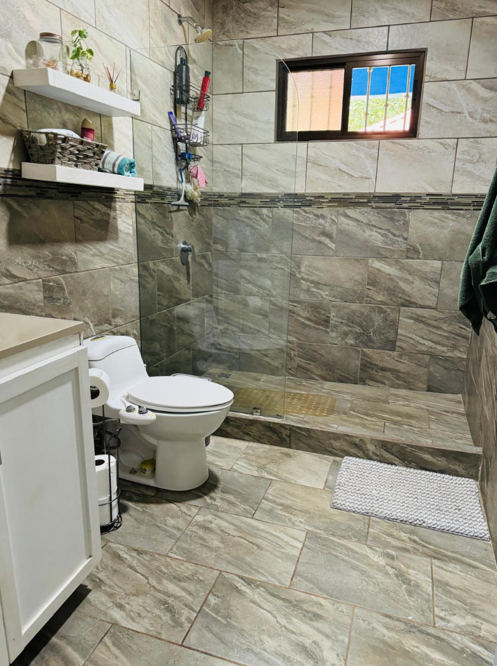 4 bed Single Family Homes For Sale in Orotina, Alajuela - thumb 13