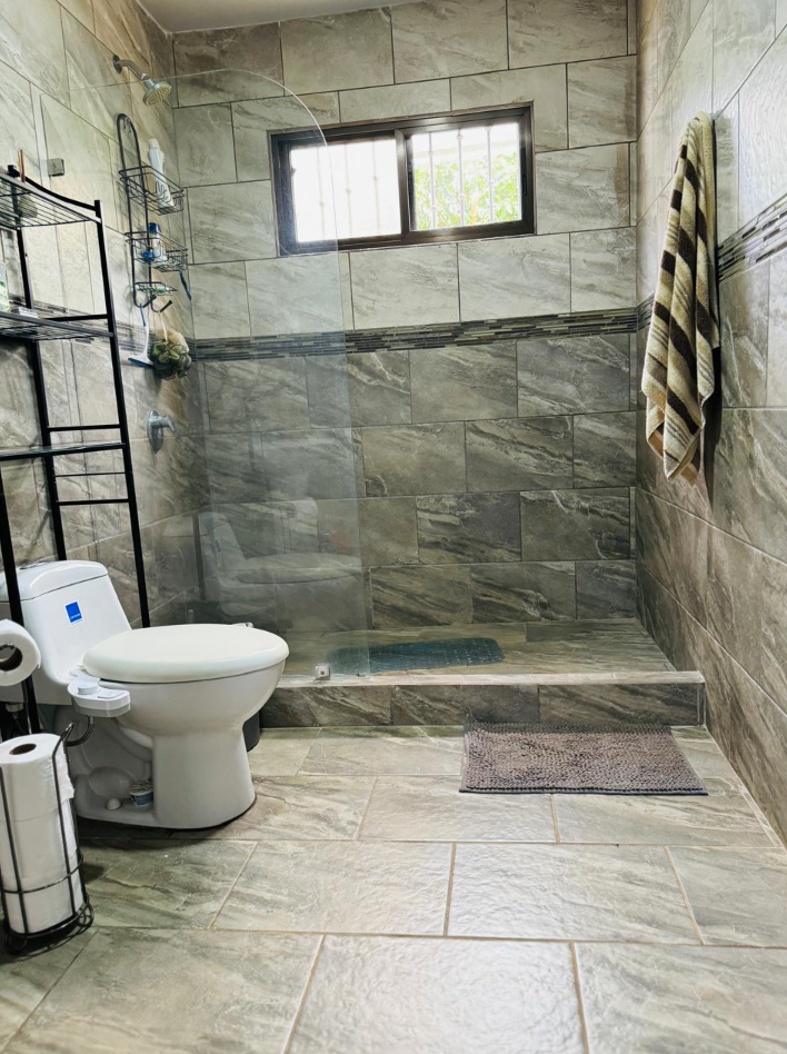 4 bed Single Family Homes For Sale in Orotina, Alajuela - thumb 12