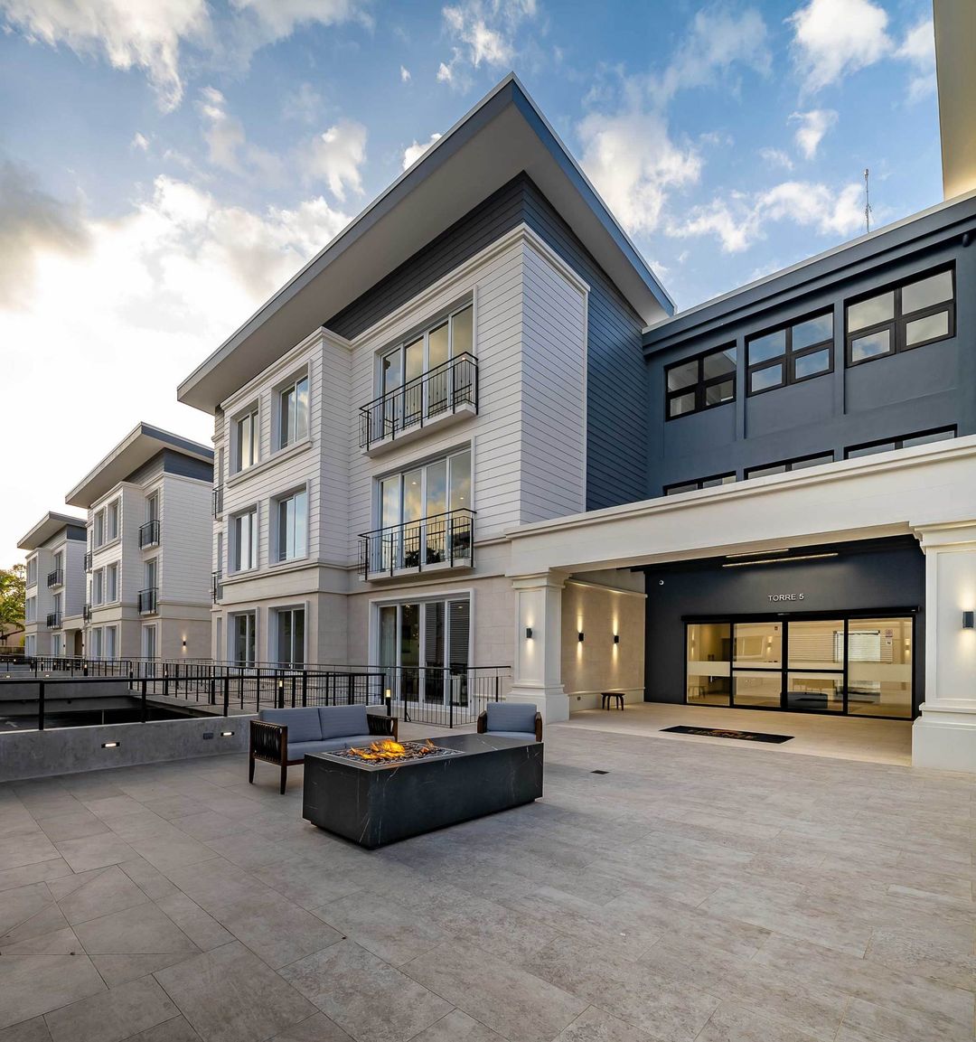 3 bed Apartment For Sale in Escazu, San Jose - thumb 2
