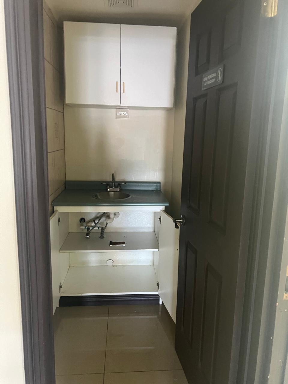 3 bed Commercial For Rent in Belen, Heredia - thumb 9