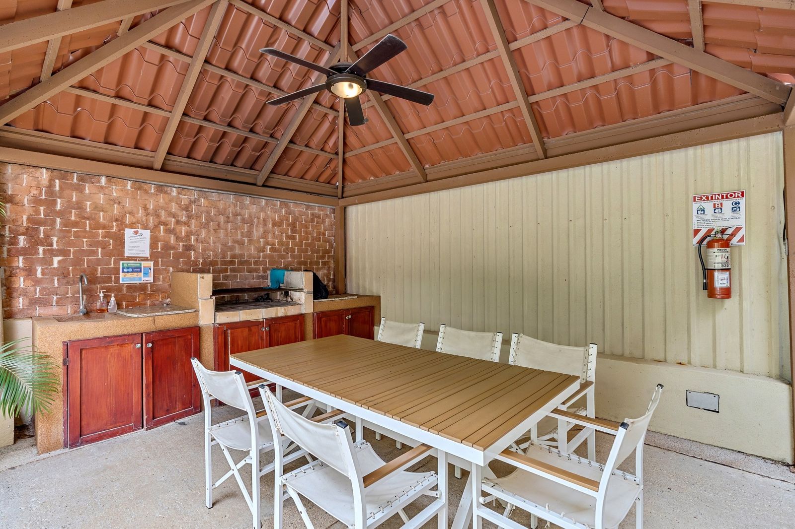 2 bed Condo For Sale in Tamarindo, Guanacaste - thumb 10