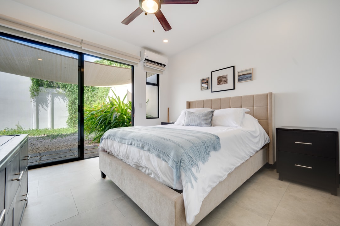 4 bed Single Family Homes For Sale in Tamarindo, Guanacaste - thumb 5