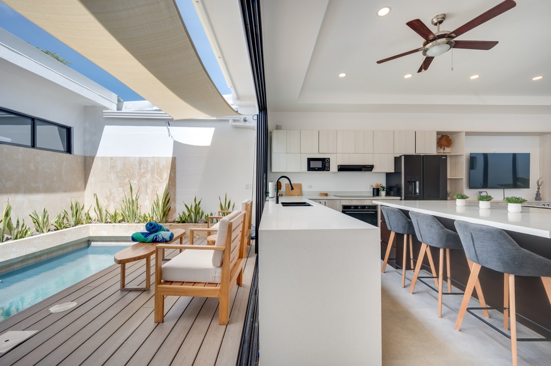 4 bed Single Family Homes For Sale in Tamarindo, Guanacaste - thumb 16