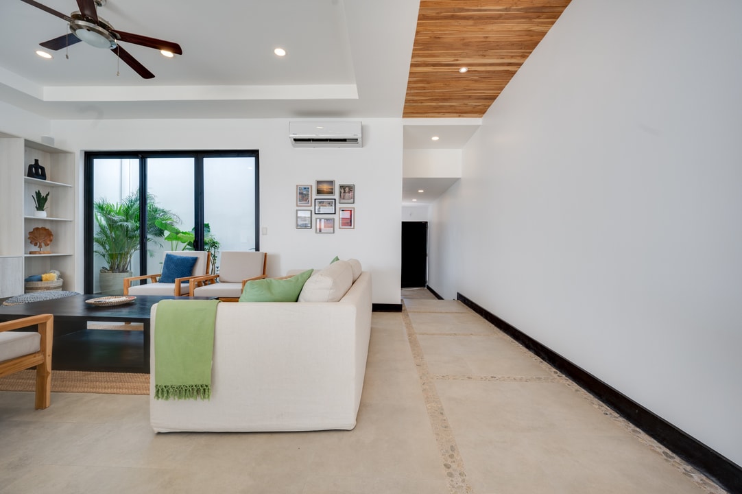 4 bed Single Family Homes For Sale in Tamarindo, Guanacaste - thumb 10