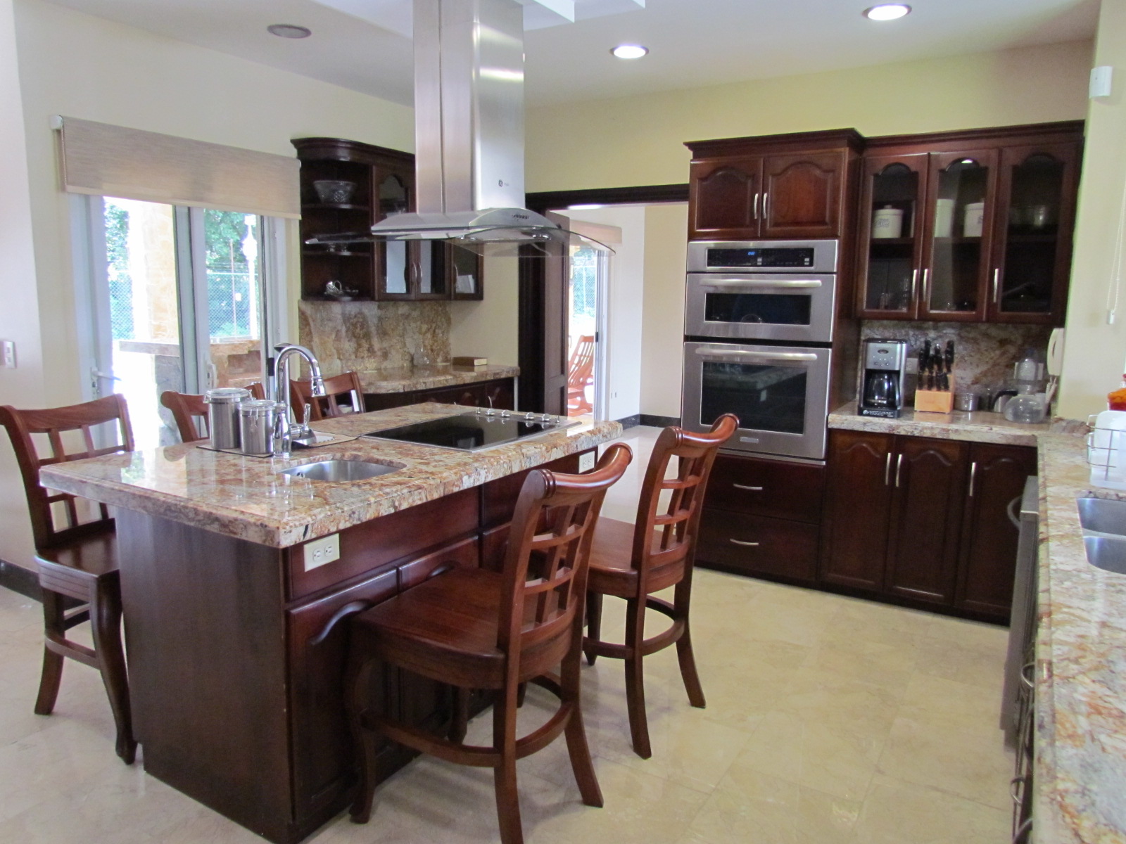 3 bed Single Family Homes For Sale in Santa Ana, San Jose - thumb 2