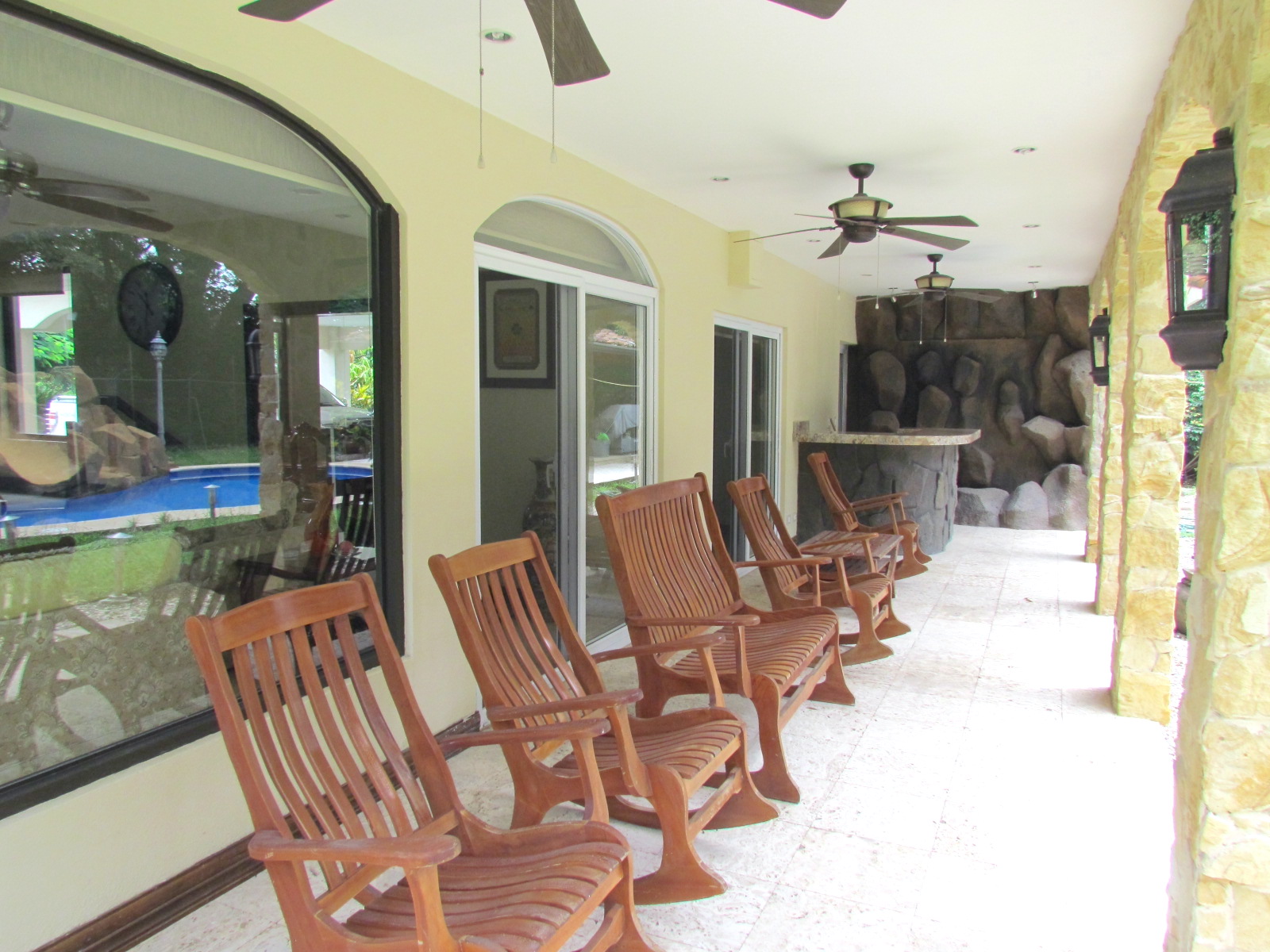 3 bed Single Family Homes For Sale in Santa Ana, San Jose - thumb 18