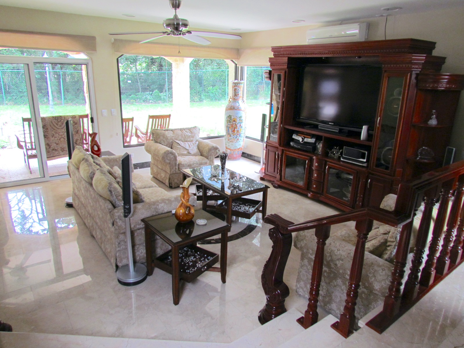 3 bed Single Family Homes For Sale in Santa Ana, San Jose - thumb 5