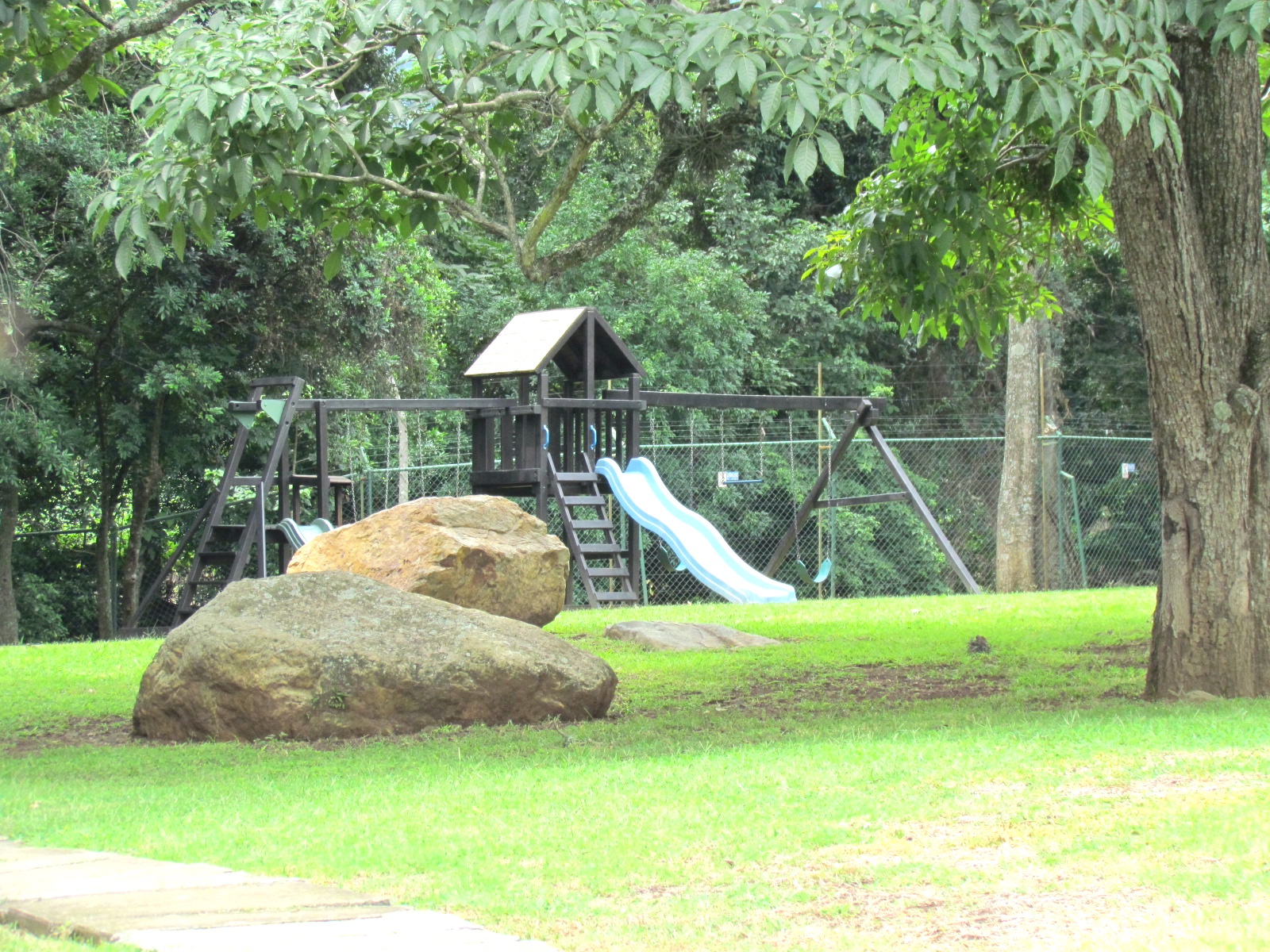 3 bed Single Family Homes For Sale in Santa Ana, San Jose - thumb 22