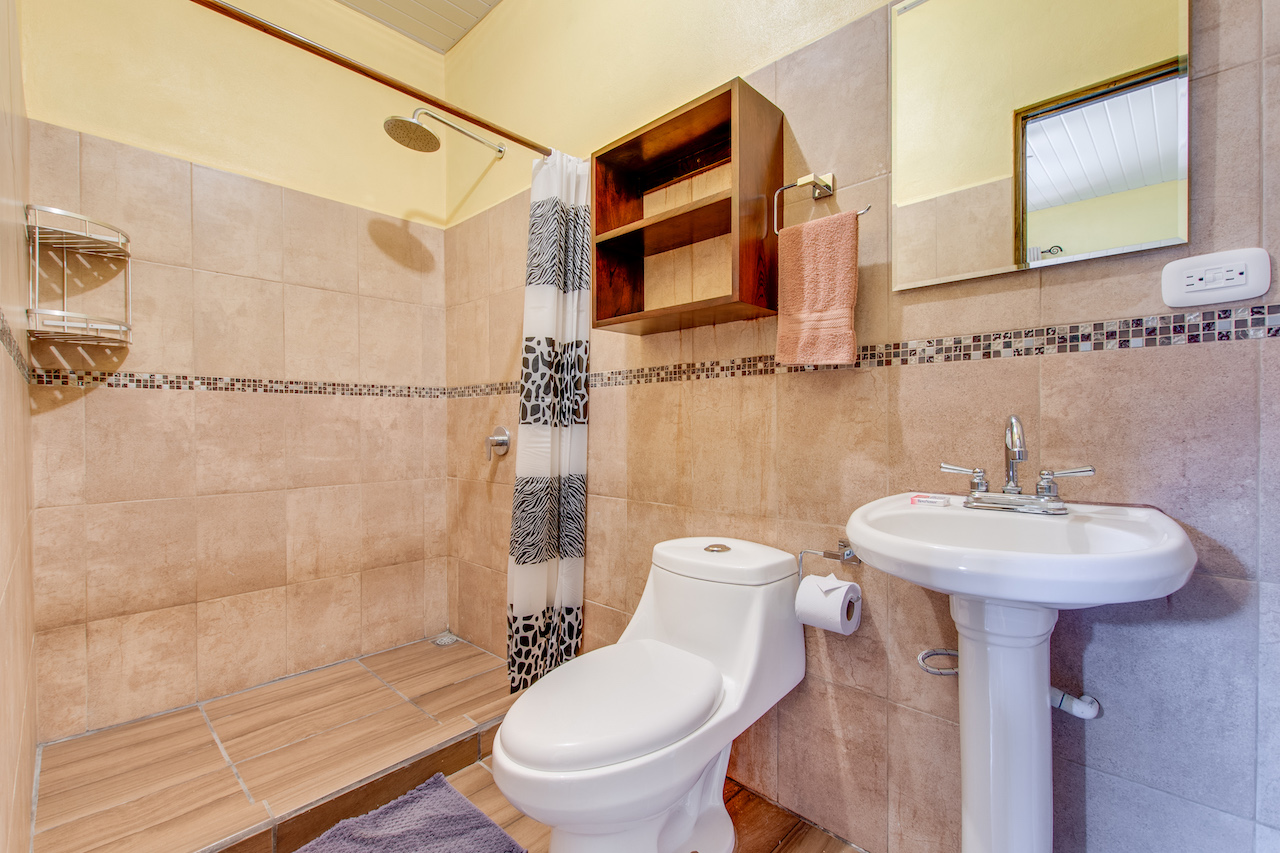 12 bed Hotel / Leisure For Sale in Uvita, Puntarenas - thumb 28