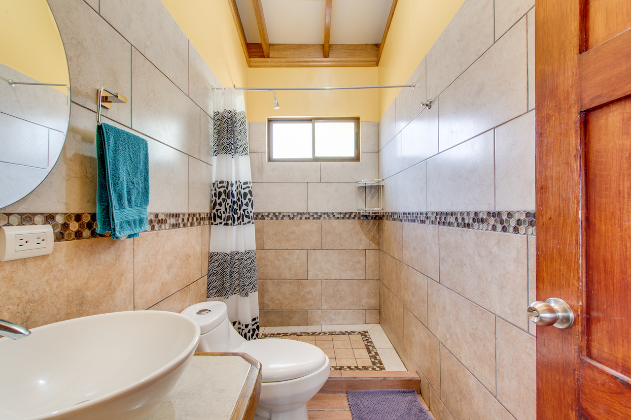 12 bed Hotel / Leisure For Sale in Uvita, Puntarenas - thumb 24