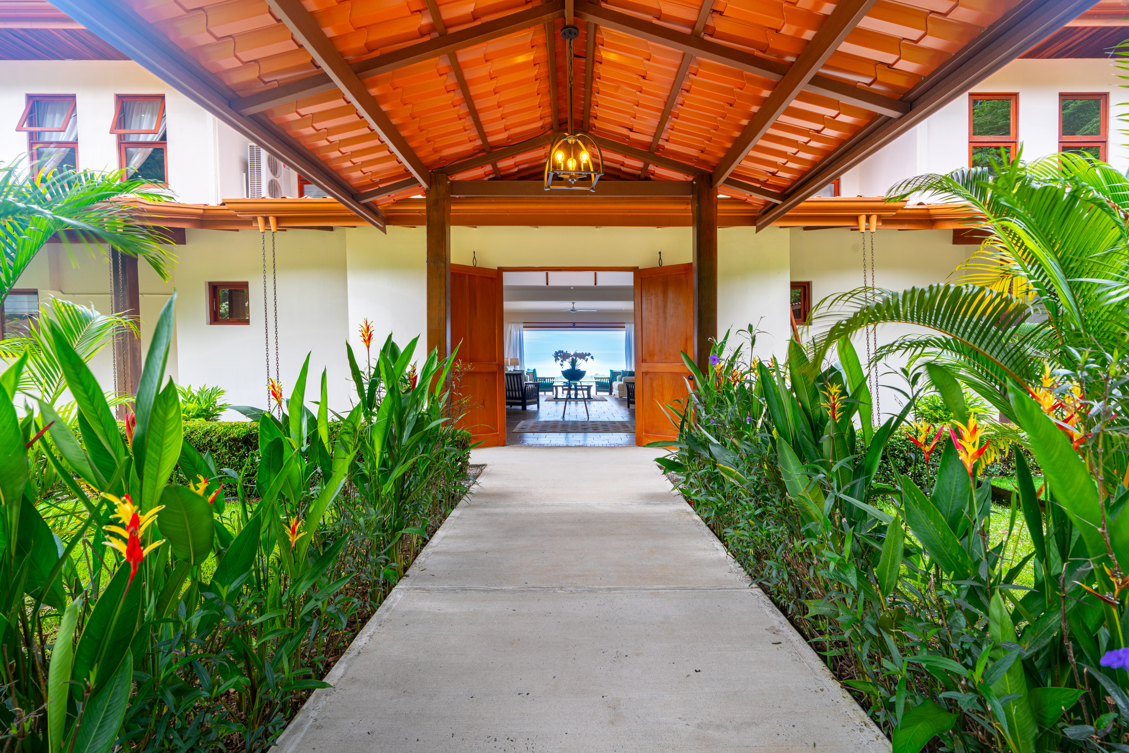 6 bed Single Family Homes For Sale in Ojochal, Puntarenas - thumb 5