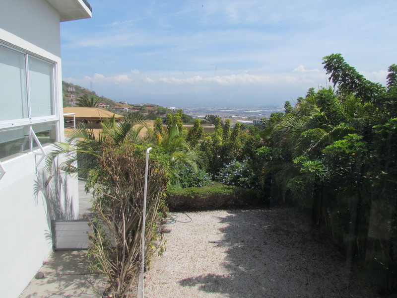 4 bed Single Family Homes For Rent in Escazu, San Jose - thumb 7